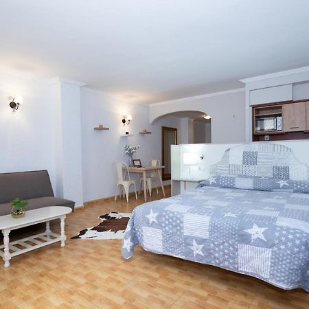 Unique Hotel Apartments Torrevieja Ngoại thất bức ảnh