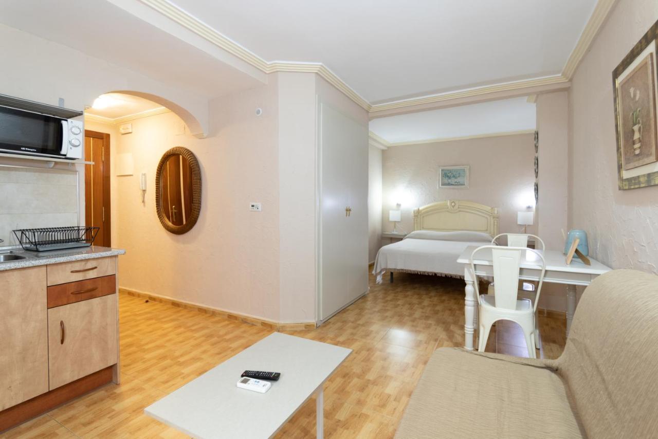 Unique Hotel Apartments Torrevieja Ngoại thất bức ảnh