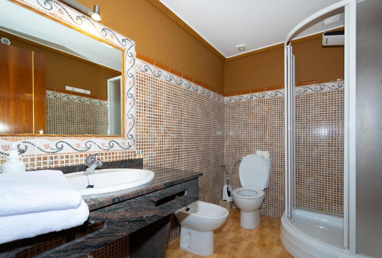Unique Hotel Apartments Torrevieja Ngoại thất bức ảnh