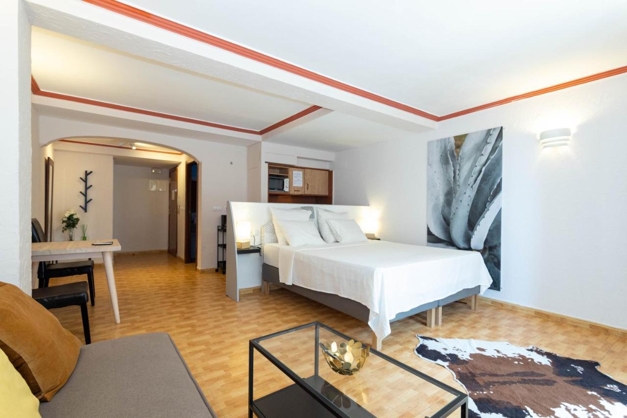 Unique Hotel Apartments Torrevieja Ngoại thất bức ảnh