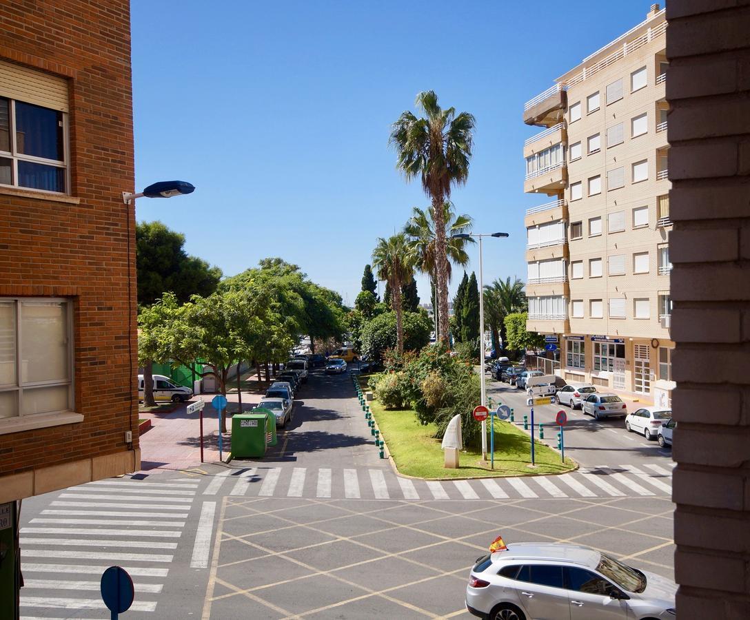 Unique Hotel Apartments Torrevieja Ngoại thất bức ảnh